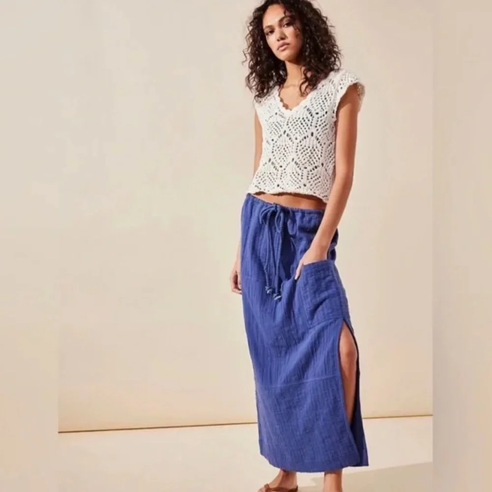 NWOT FREE PEOPLE SPOTLIGHT SKIRT - Picture 1 of 3